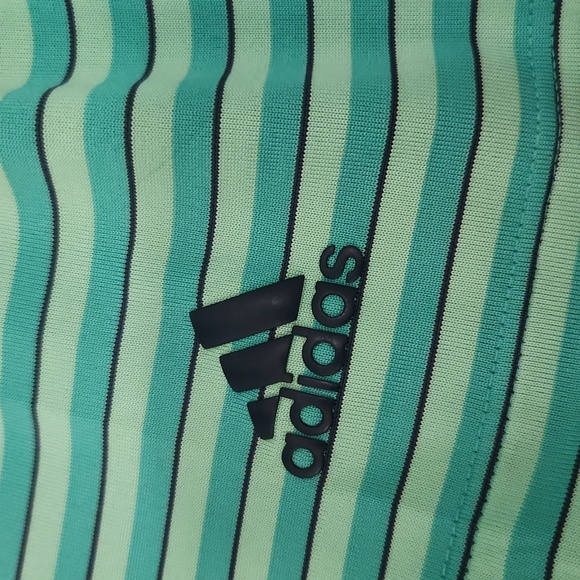 Nice green Adidas golf shirt from Myrtle Beach in great condition! - Picture 3 of 8